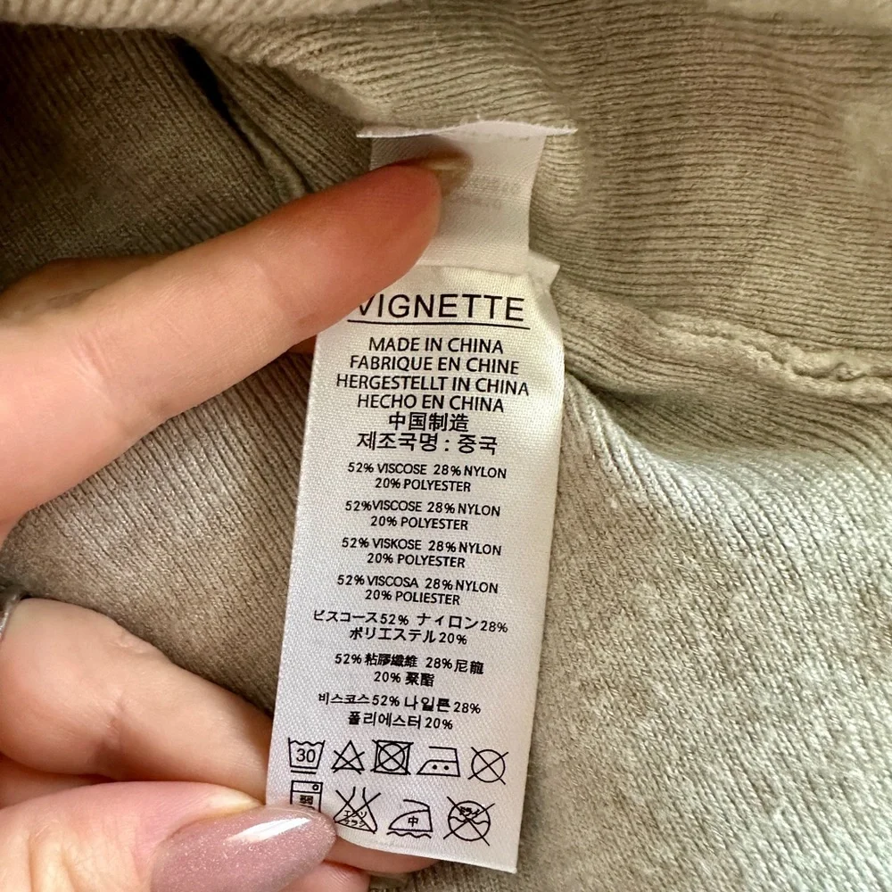 Like new Vignette hoodie 4T - Picture 4 of 5